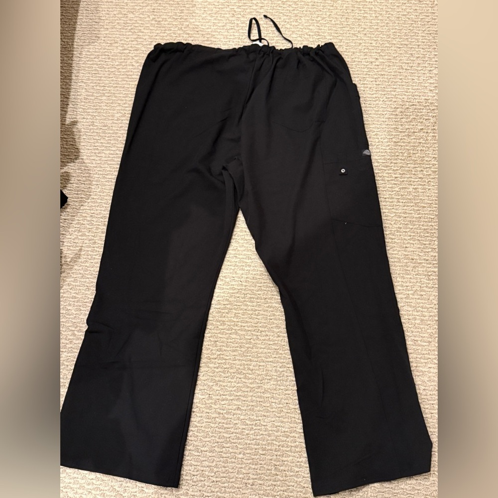 Dickies Black Cargo/ Scrub Pants